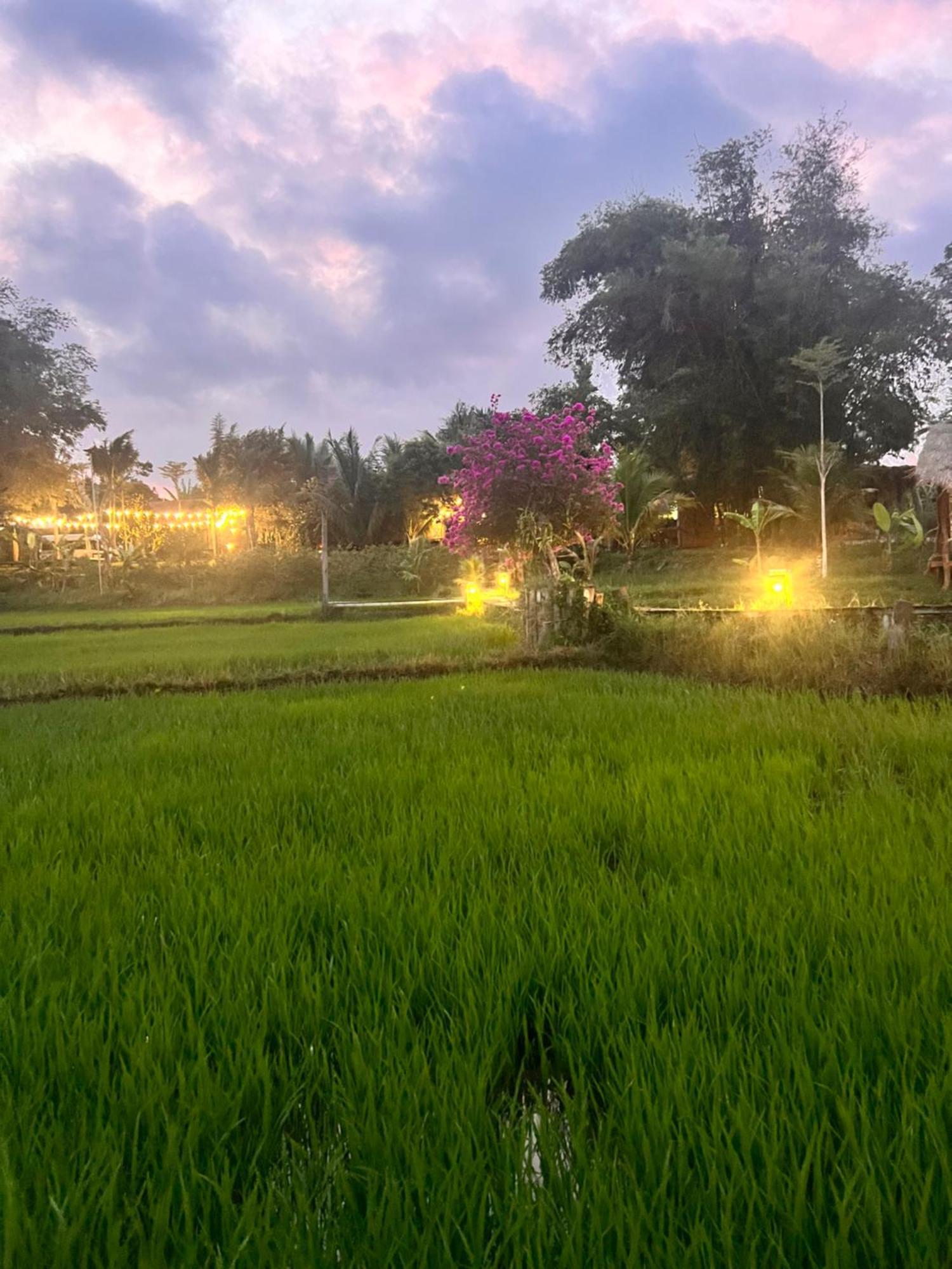 Hotel Komleo Farm Buon Ma Thuot Exterior foto